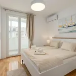 Apartment Sky, Free Private Parking Makarska